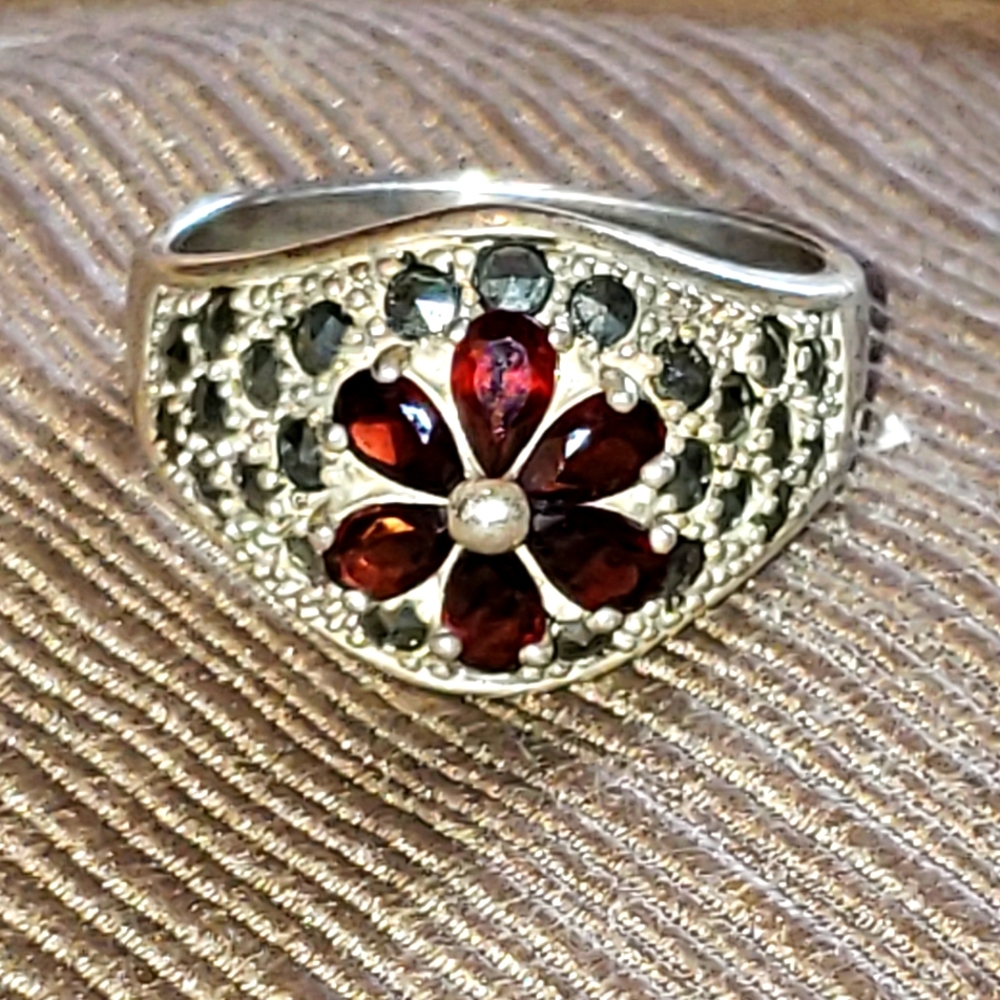 Sterling silver garnet ring